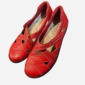 Red Leather Women's Mary jane Flats size 9